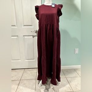 Women’s sleeveless maxi dress by Universal Thread